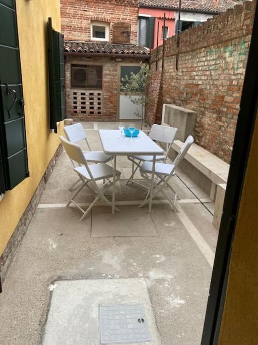 Appartamento Tre Archi Con Corte Privata Venice Exterior photo